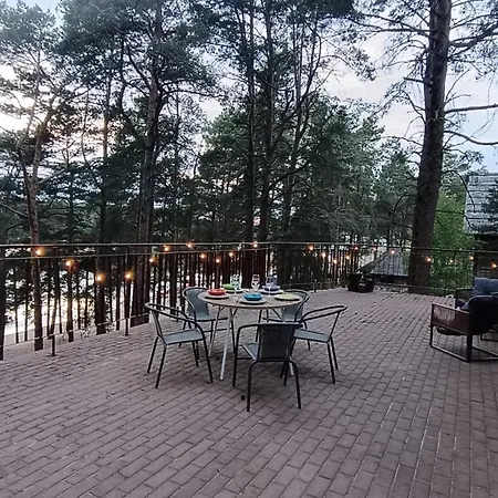 아파트 Ocypello